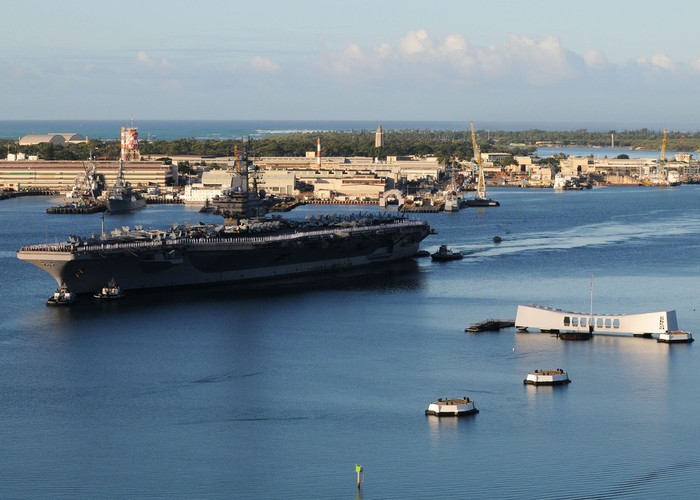 Tàu sân bay USS Ronald Reagan